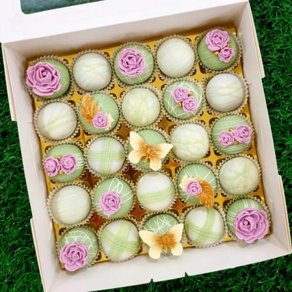 Delightful Cake Balls